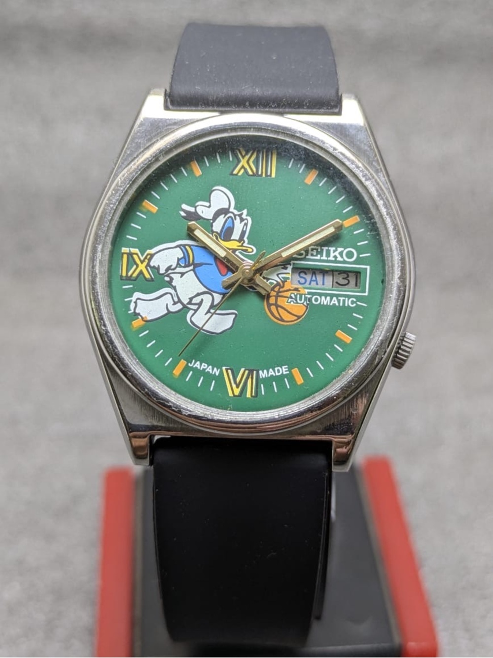 Vintage Seiko Automatic Donald Duck Basketball Dial Day/Date